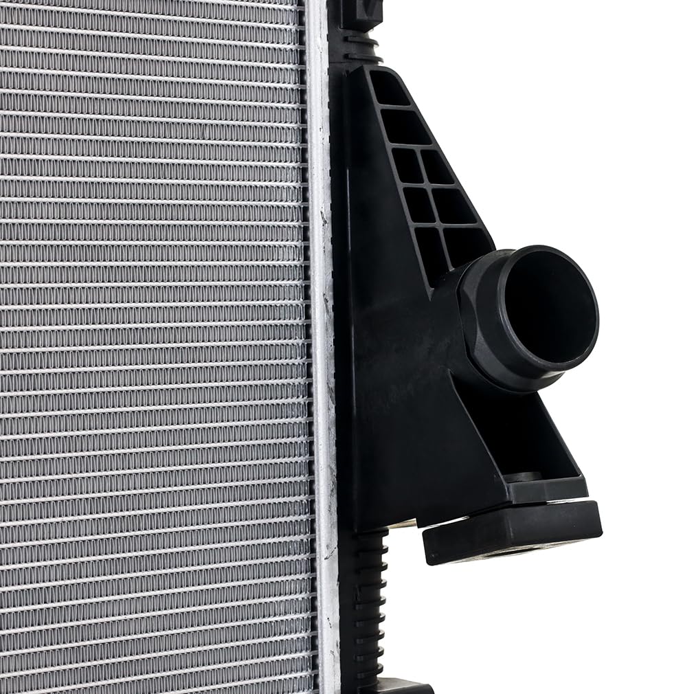 MISHIMOTO R13230 Mishimoto Replacement Radiator for Ford F-250 Powerstroke 6.7L 2011-2016