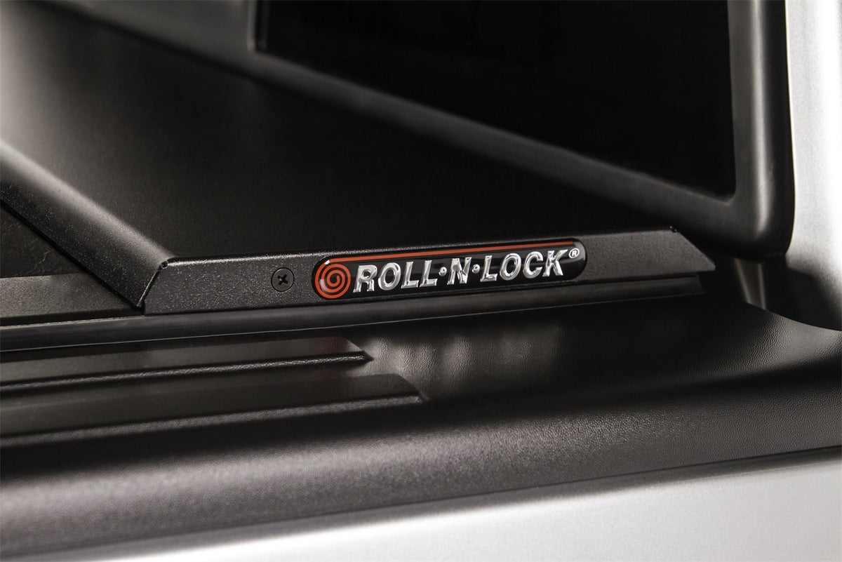 ROLL N LOCK LG103M Roll-N-Lock M-Series - 2015 Ford F-150 Little black book (LG103M)
