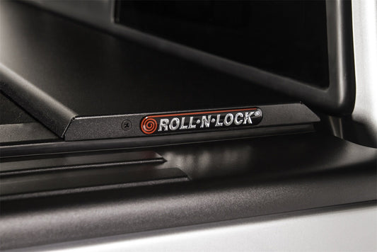 ROLL N LOCK LG103M Roll-N-Lock M-Series - 2015 Ford F-150 Little black book (LG103M)