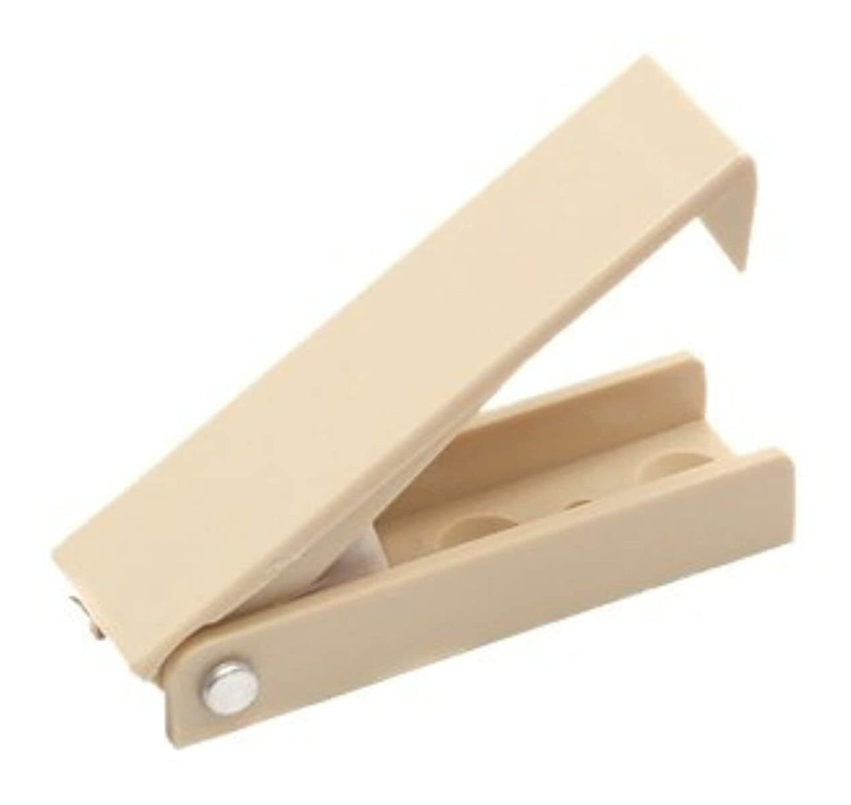 RV DESIGNER E206 RV Designer E206 - Squared Baggage Door Catch, Colonial White, 2-Pack