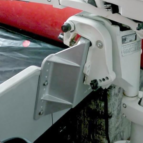T-H MARINE MJ-1-DP T-H Marine Mini Jacker Small Outboard Jack Plate – Cast Aluminum Clamp-On Motor Bracket for Up to 35 HP or 150 lb – 4 in Setback and 3 in Vertical Offset for Short Transom Boats