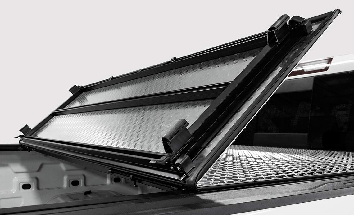 Access B3050099 Access B3050099 Acc Lomax Tri-Fold Cover