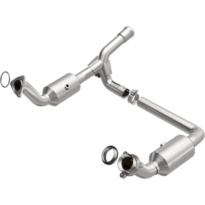 MAGNAFLOW 280656 MagnaFlow Direct-Fit Catalytic Converter 280656 (Federal/EPA Compliant)