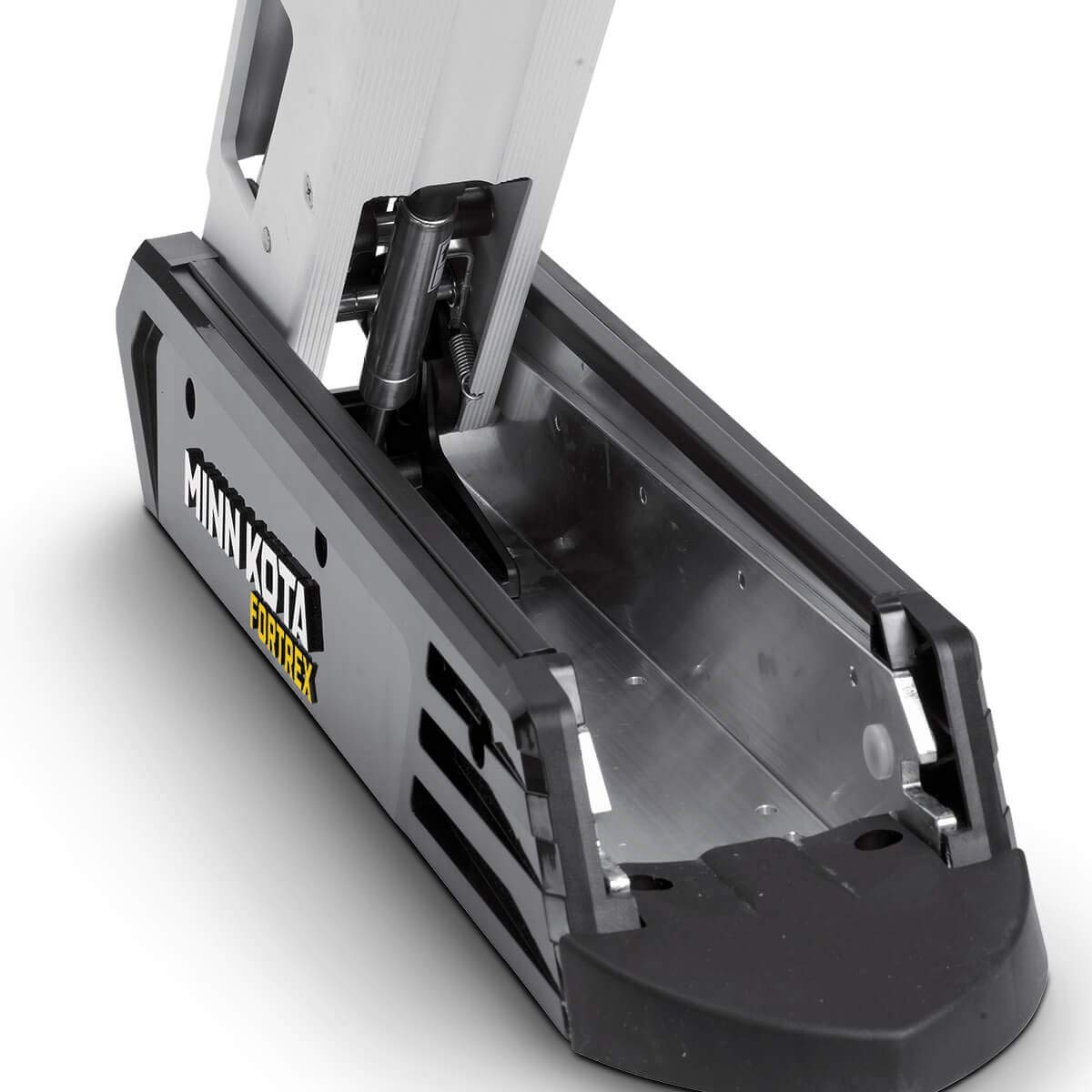 Minn Kota 1368667 Minn Kota Fortrex Bow-Mount Electric Trolling Motor with Dual Spectrum CHIRP Sonar – 80 Lb. Thrust, 45 In. Shaft, Freshwater