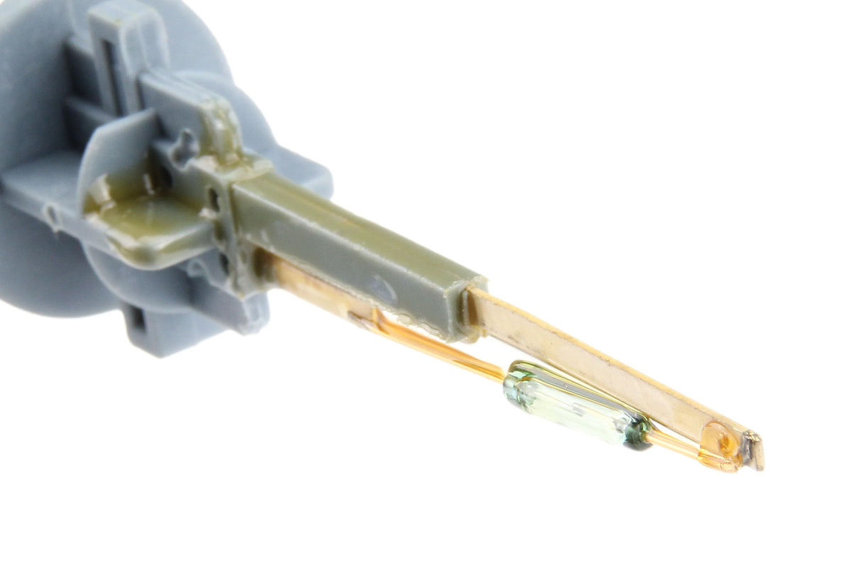 URO Parts 99764150300 Coolant Level Sensor