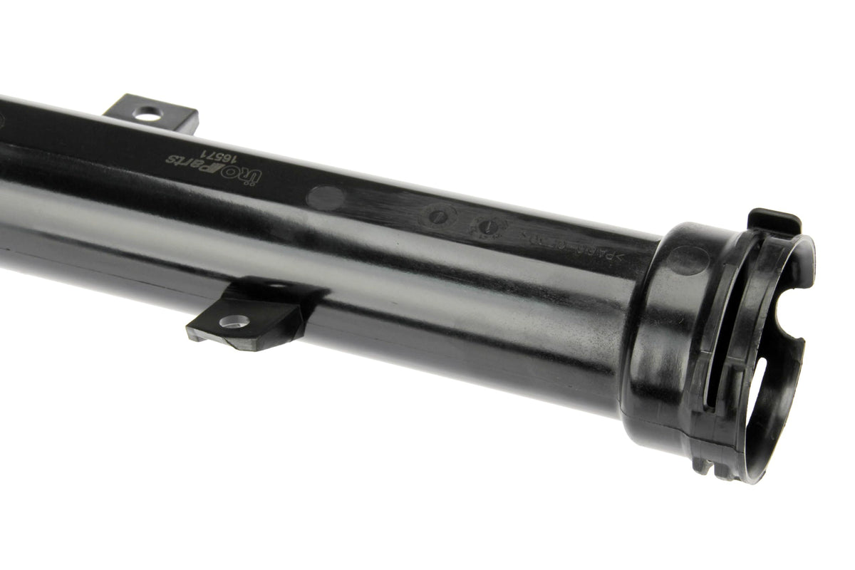 URO Parts 11537589713 Water Pipe w/O-Ring & Clip Water Pump to