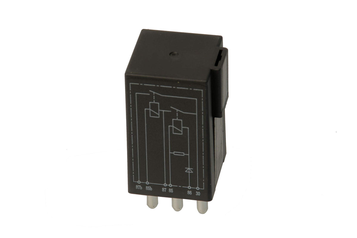 URO Parts 91161815400 911 618 154 01 DME/Fuel Pump Relay