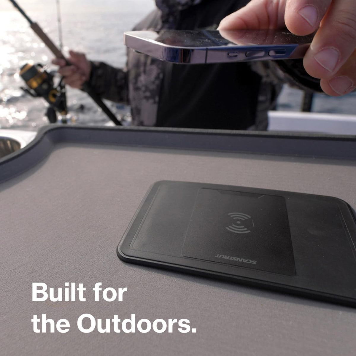 SCANSTRUT SC-CW-2GT Scanstrut SC-CW-2GT Surface 15W 3-Coil Waterproof Wireless Charger