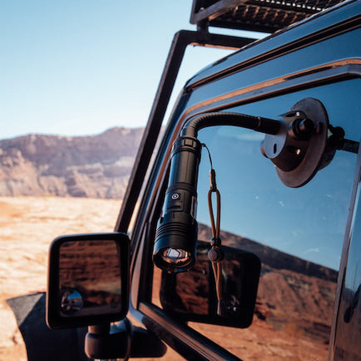 SEASUCKER EL5880 Seasucker EL5880 HEAVY-DUTY FLASHLIGHT MOUNT