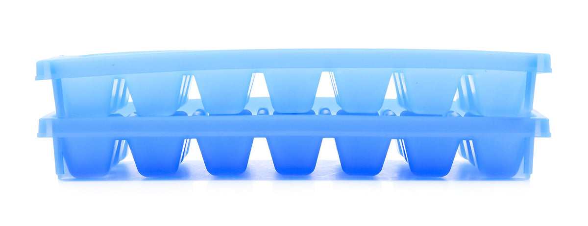 CAMCO 44100 Camco Stackable Miniature Ice Cube Tray for Compact Spaces, 2-Pack (44100), Blue