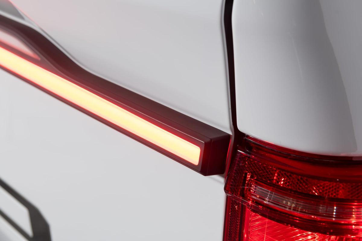 Putco 92060-38 Putco 92060-38 Excalibur LED Tailgate Light Bar for 2024-2025 Ford F-150 with Factory LED Tail Lamps (With Onboard Scales Option)
