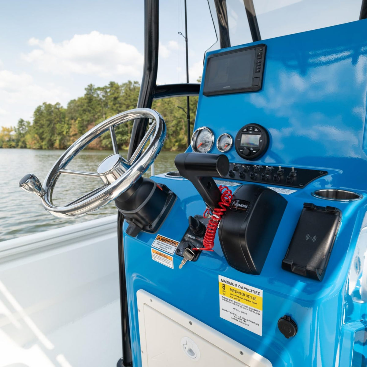 SCANSTRUT SC-CW-04G SCANSTRUT Active 15W Waterproof Wireless Charger Mount, IPX6 Rated, 12/24V Qi Fast Charging Phone Holder for Boats, RVs & ATVs, One-Hand Docking, Secure Grip, Universal Compatibility