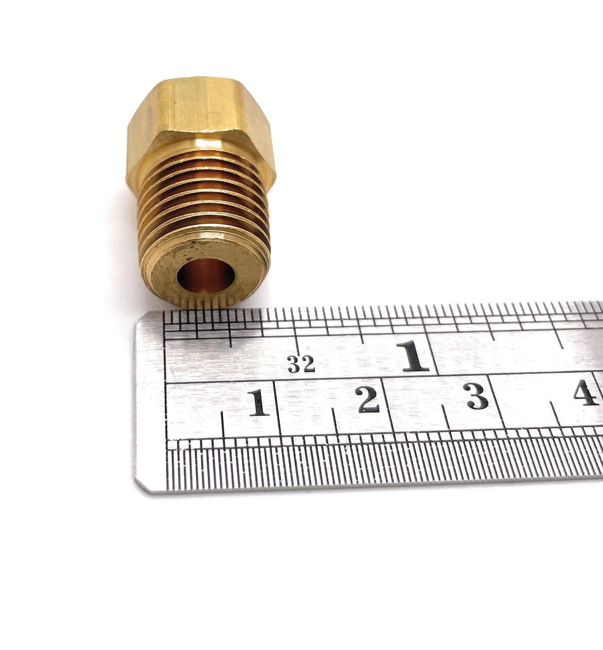 AP PRODUCTS ME2132P AP Products Marshall Excelsior ME2132P Inverted Flare Adapter - 1/4" MNPT x 1/4" Female Flare Plug