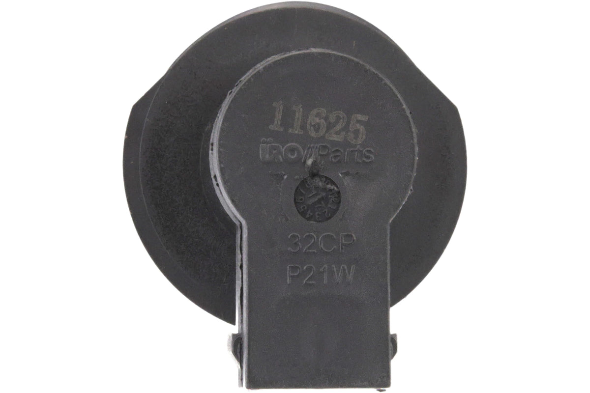 URO Parts 63258375599 THIRD BRAKE LIGHT BULB SOCKET