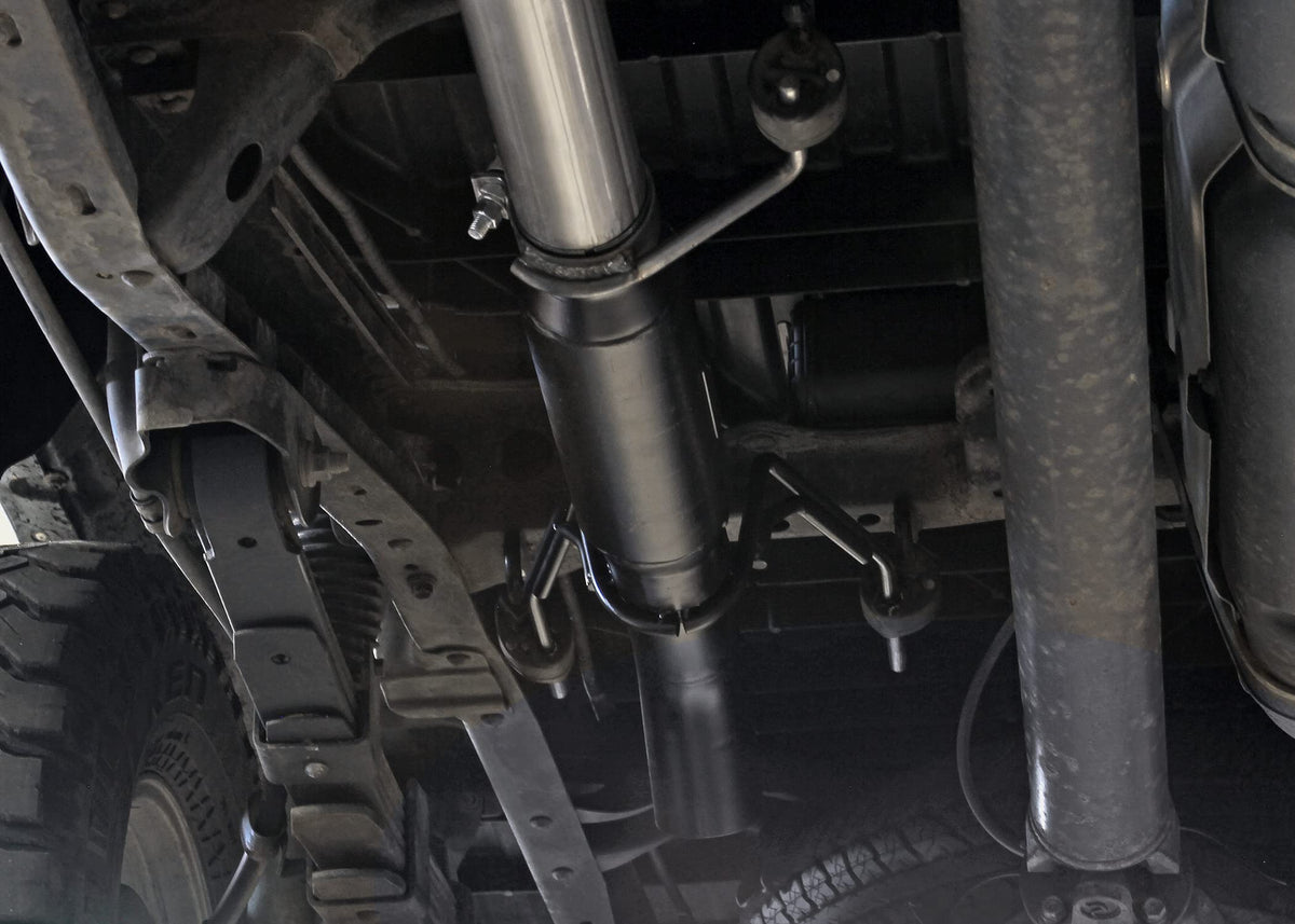 FLOWMASTER 817960 Flowmaster 817960 Outlaw Extreme High Clearance Cat-Back Exhaust Kit 3 Inch 409 Stainless Steel Black Single Dump Turndown Compatible with 2005-2015 Toyota Tacoma Standard/Extended/Crew Cab 4.0L V6
