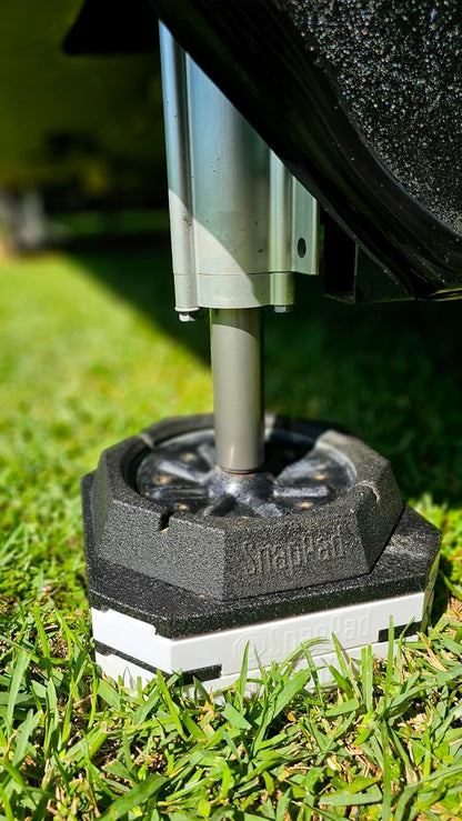 SNAPPAD STK2-GREEN SnapPad StakPad RV Leveling Blocks – Precise Fit for Class A, B & C Motorhomes, Fifth Wheels, Travel Trailers – 12x12” – Bigger Surface Area, More Stability – Pack of 2 Leveling Blocks for RVs - Green