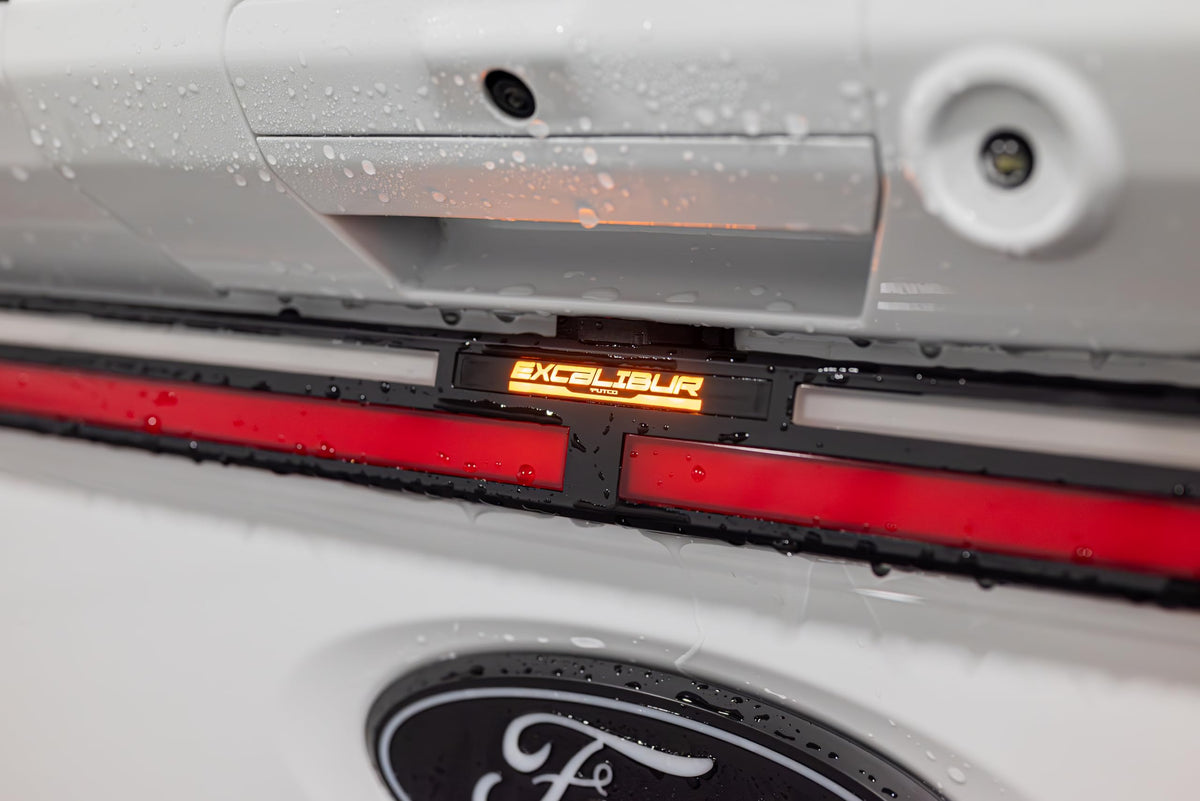 Putco 92060-38 Putco 92060-38 Excalibur LED Tailgate Light Bar for 2024-2025 Ford F-150 with Factory LED Tail Lamps (With Onboard Scales Option)