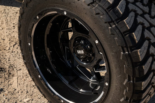 Grid Wheels GD14-20090550M1510 Grid Off-Road GD14 Custom Wheel - 20x9, 15 Offset, 5x150 Bolt Pattern, 110.3mm Hub - Gloss Black with Milled Accents Rim