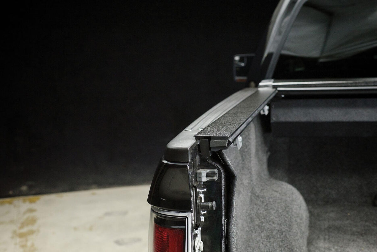 PACE EDWARDS SMDA25A56 Pace Edwards Switchblade Metal Retractable Tonneau Cover for 2019-2026 Dodge Ram 1500, 6' 4" Bed - Excluding Trucks Equipped with 60/40 Tailgate