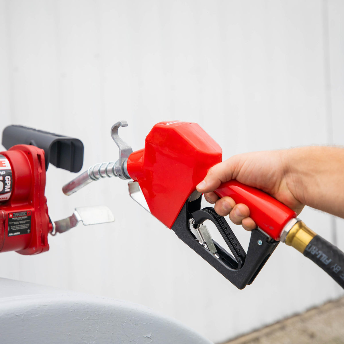 FILL RITE SDN075RAN Fill-Rite SDN075RAN ¾" 3 to 15 GPM Automatic Standard Duty Fuel Transfer Nozzle, Red - For Gasoline, Diesel, Biodiesel up to B20, E15 & Kerosene