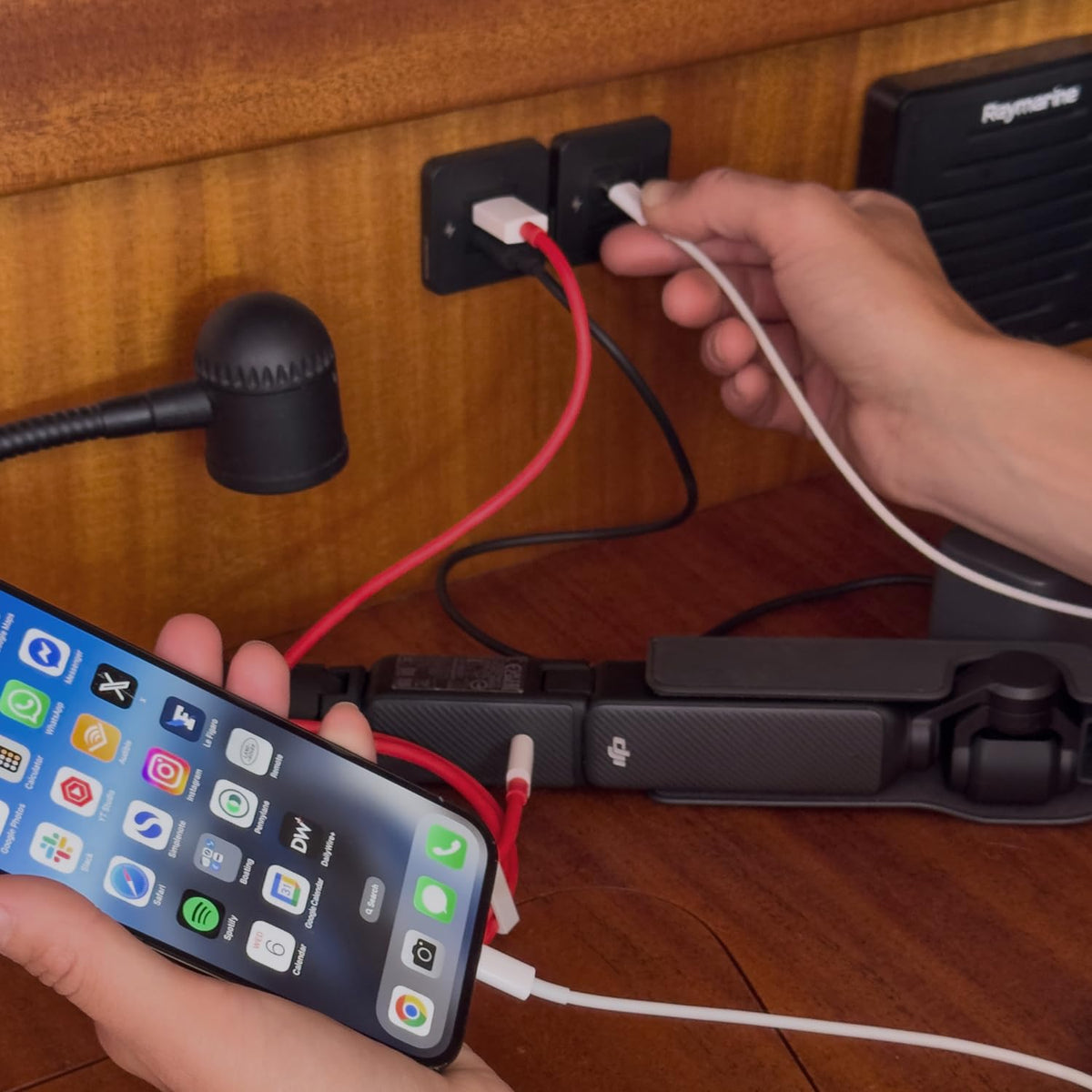 SCANSTRUT SC-TILE-10 Scanstrut SC-TILE-10 TILE - USB-A / USB-C INTERIORS CHAR