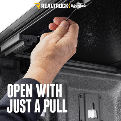 UNDERCOVER SL14013 RealTruck Undercover Select Hard Folding Truck Bed Tonneau Cover | SL14013 | Fits 1999-2006 Chevy/GMC Silverado/Sierra 6' 7" Bed (80.4")