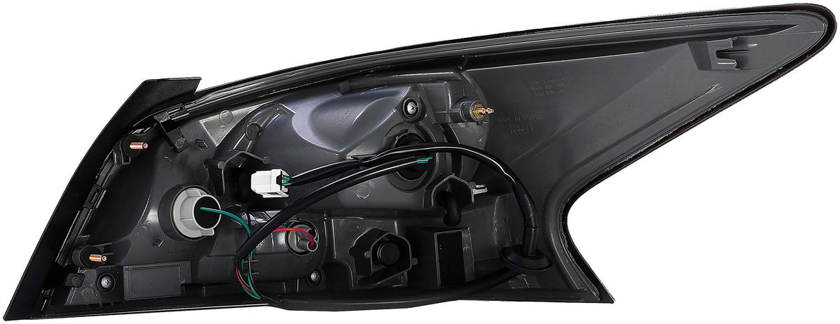 Dorman 1611715 Driver Side Tail Light Assembly