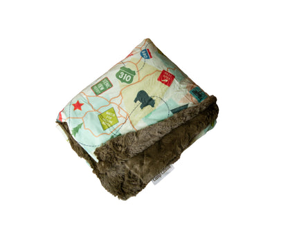CAMP CASUAL CC-005TM Throw Blanket for Camping - Plush Reversible Camping Blanket for Indoor & Outdoor Settings - Machine Washable Soft Blanket - 100% Polyester Cozy Blanket with Retro-Inspired Patterns, Camp Casual