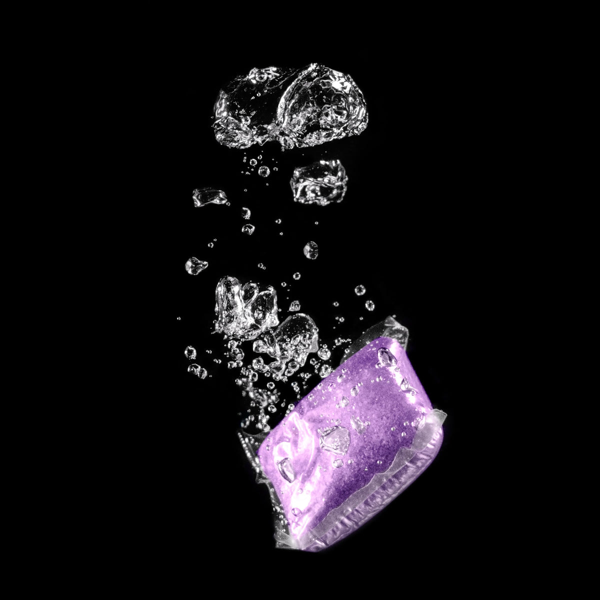 CAMCO 41559 Camco TST MAX RV Toilet Treatment Drop-INs - Control Unwanted Odors and Break Down Waste and Tissue - Septic Tank Safe - Lavender Scent - 15-pack (41559)