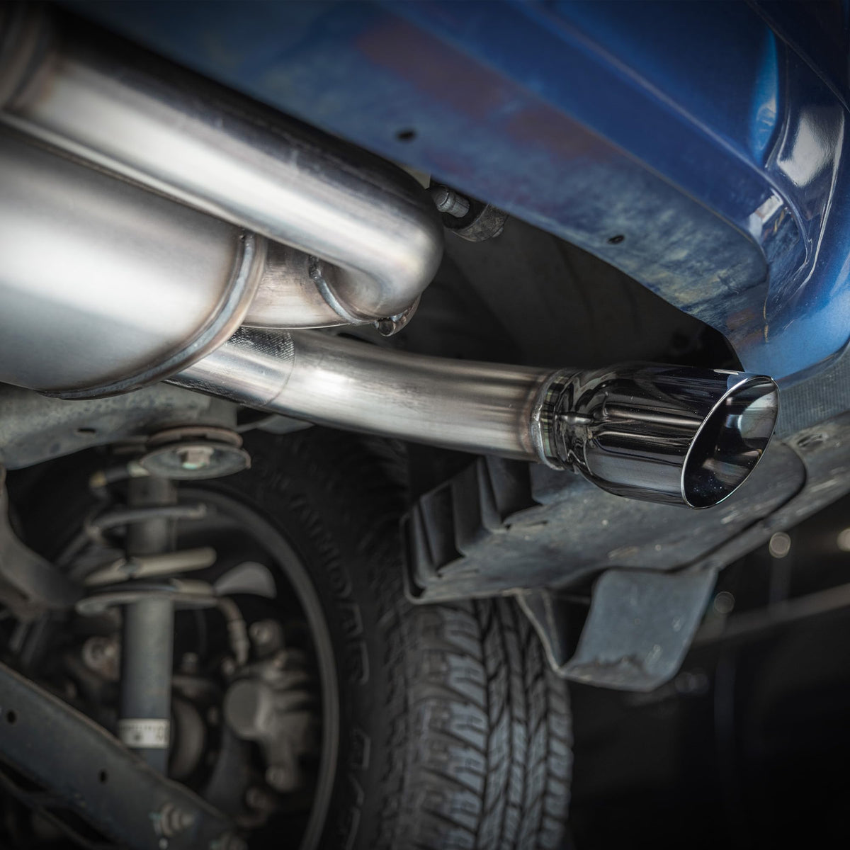 MAGNAFLOW 19676 MagnaFlow Performance Cat-Back Exhaust System Kit 19676