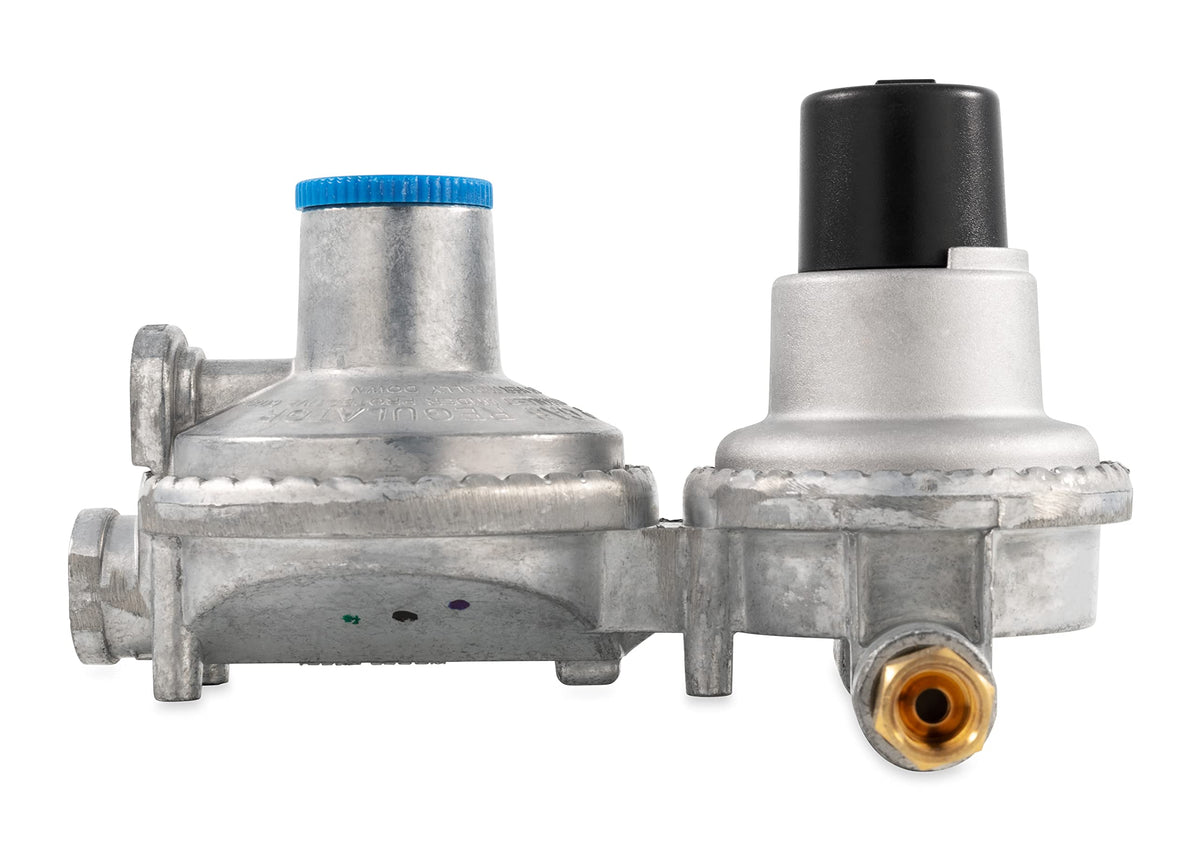 CAMCO 59005 Camco Propane Double-Stage Auto-Changeover Regulator | Features Auto Switch Over from Empty to Full Propane Tank | Ideal for Refilling Propane Supplies for RVing, Camping, Grilling, and More (59005)