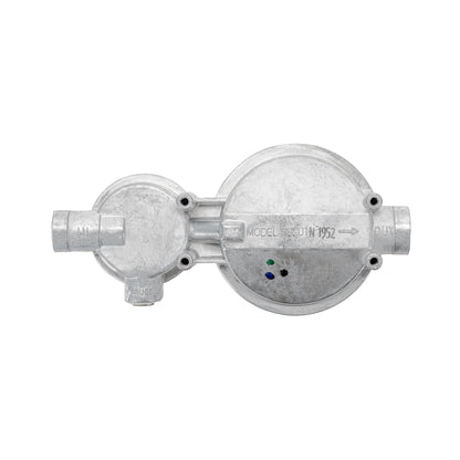 CAMCO 59323 Camco Horizontal Two Stage Propane Regulator - Compatible with 20 lb or 30 lb Propane Tanks with ACME Threads - 1/4-inch Female NPT inlet and 3/8-inch Female NPT outlet (59323)