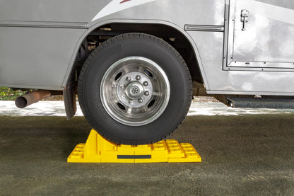 CAMCO 44401 Camco Camper/RV Leveling Block Wheel Chocks - Stabilize & Center Wheels Easier - Helps Eliminate Dangerous Tire Movement - Sized for Larger Vehicle Tires - 2-Pack (44401)