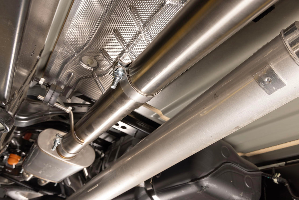 FLOWMASTER 737889 Flowmaster 737889 Signature Series Exhaust Kit 3 Inch 304 Stainless Steel 4.5 Inch Black Chrome Tips Compatible with 2019-2024 RAM 1500 New Body 5.7L with Factory Dual Exhaust 2 & 4WD All Wheelbases