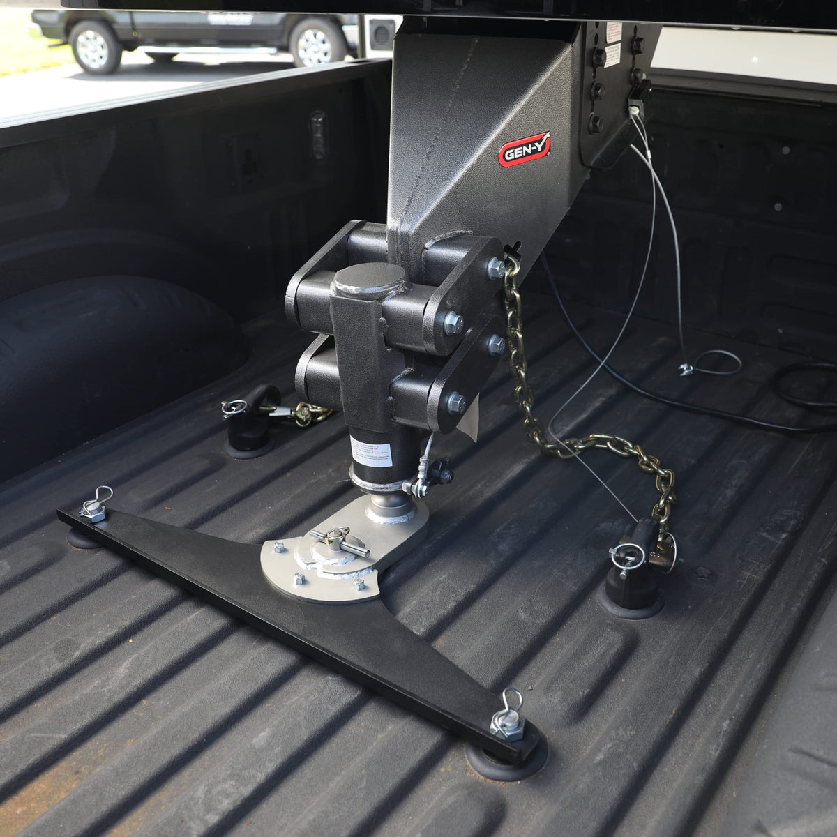 GEN-Y HITCH GH-21001 GEN-Y Hitch GH-21001 GoosePuck 5" Offset Ball-Puck Mount for Ford 2017 to Current 25K Towing (with STD Ball Assy and 101177)