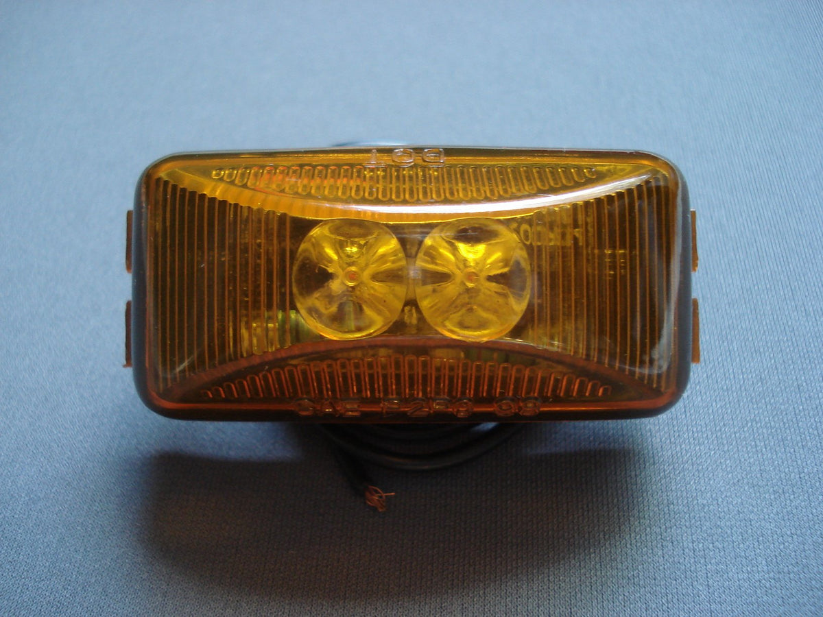 JAMMY J-5735-SA JAMMY Amber LED Trailer Truck Side Marker Submersible Light 2.5" x 1.25" Stud Mount