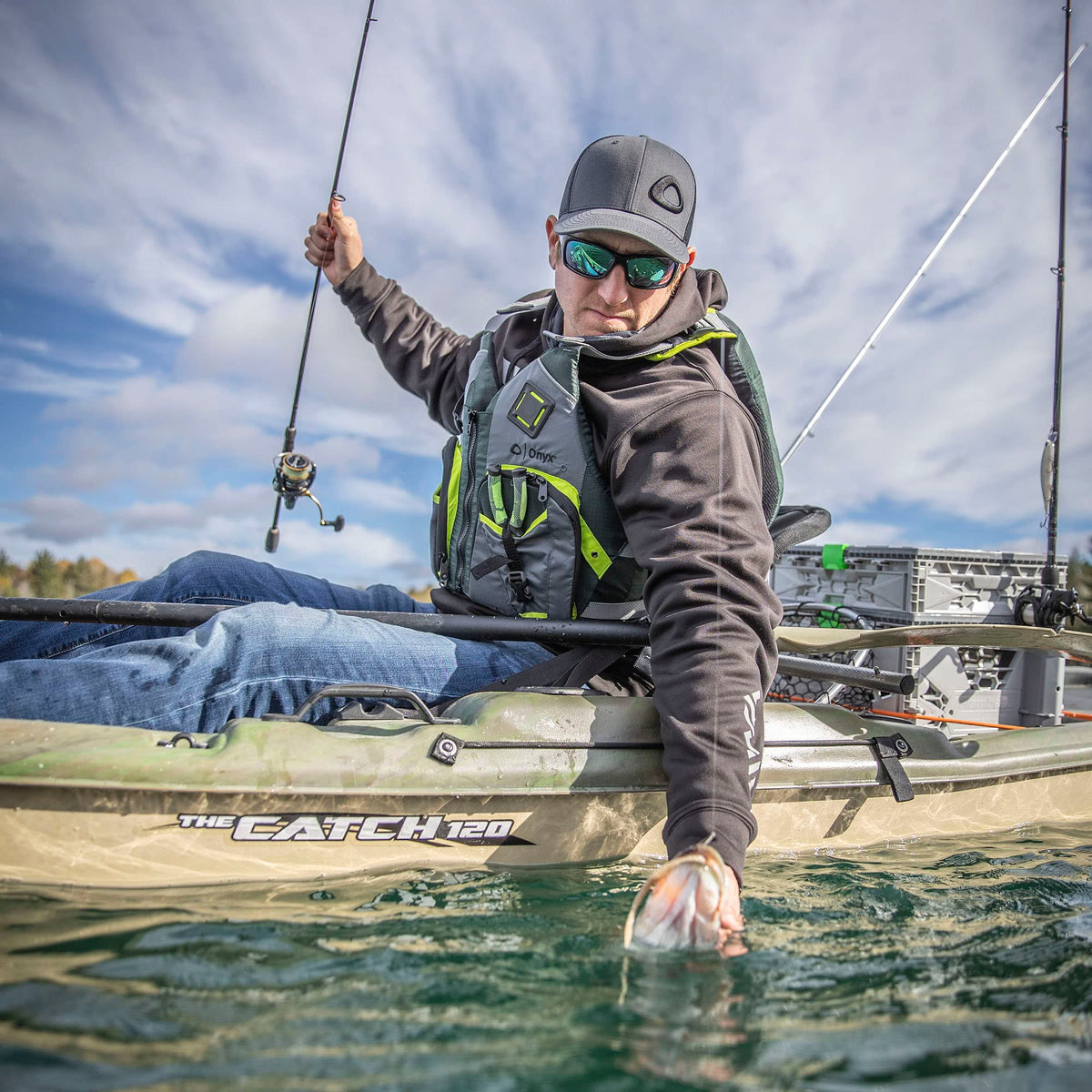Onyx 123200-400-020-23 Onyx Air Span Angler USCGA Life Jacket