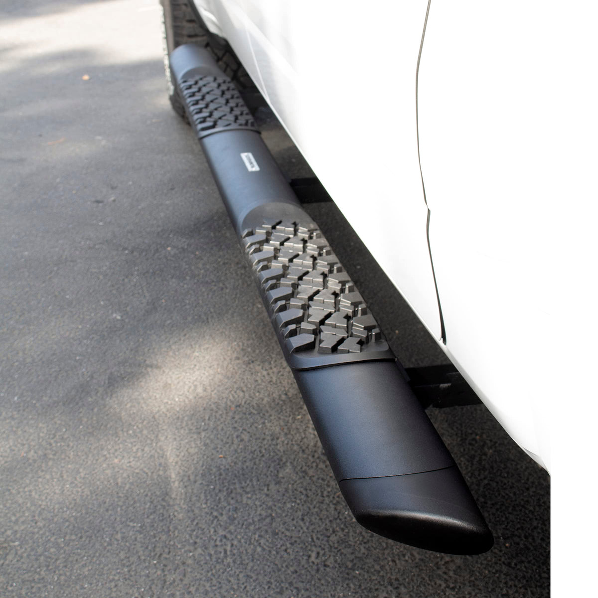 GO RHINO V3443580T Go Rhino V3443580T V-Series V3 Aluminum Side Steps w Mounting Brackets Kit - TextBlack - Double Cab for Toyota 22-24 Tundra (Extended Cab Pickup)