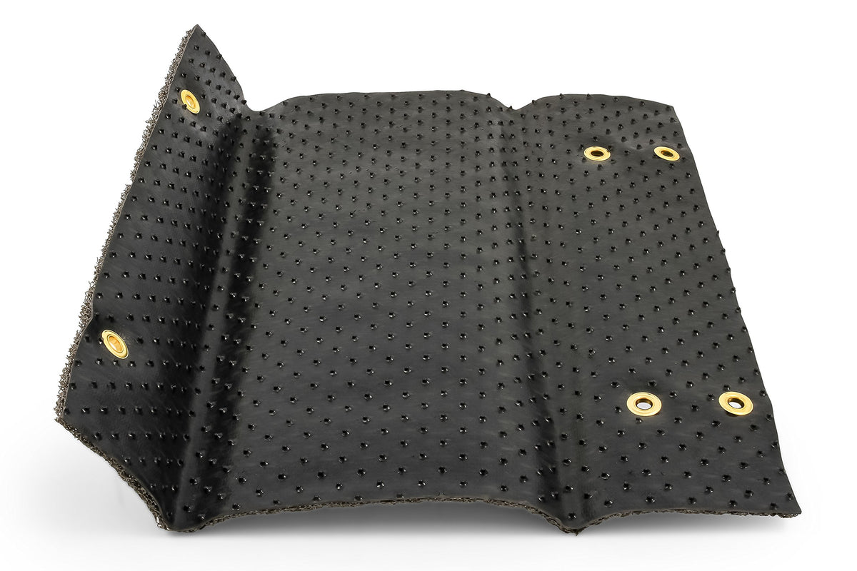 CAMCO 42964 Camco 42964 Gray Premium Wrap Around RV Step Rug (PVC Material (17.5" x 18"))