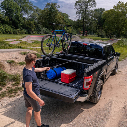 RealTruck 223M-XT RealTruck Roll-N-Lock M-Series XT Retractable Truck Bed Tonneau Cover – 223M-XT – Fits 2019 - 2025 Chevy/GMC Silverado/Sierra 1500 Not compatible with Carbon Pro bed 5' 10" Bed (69.9")