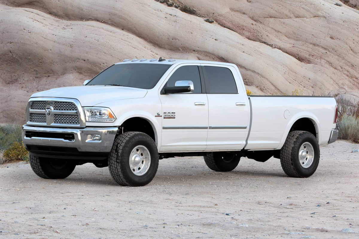 FABTECH K3056M Fabtech K3056M LEVELING KIT SUSPENSION