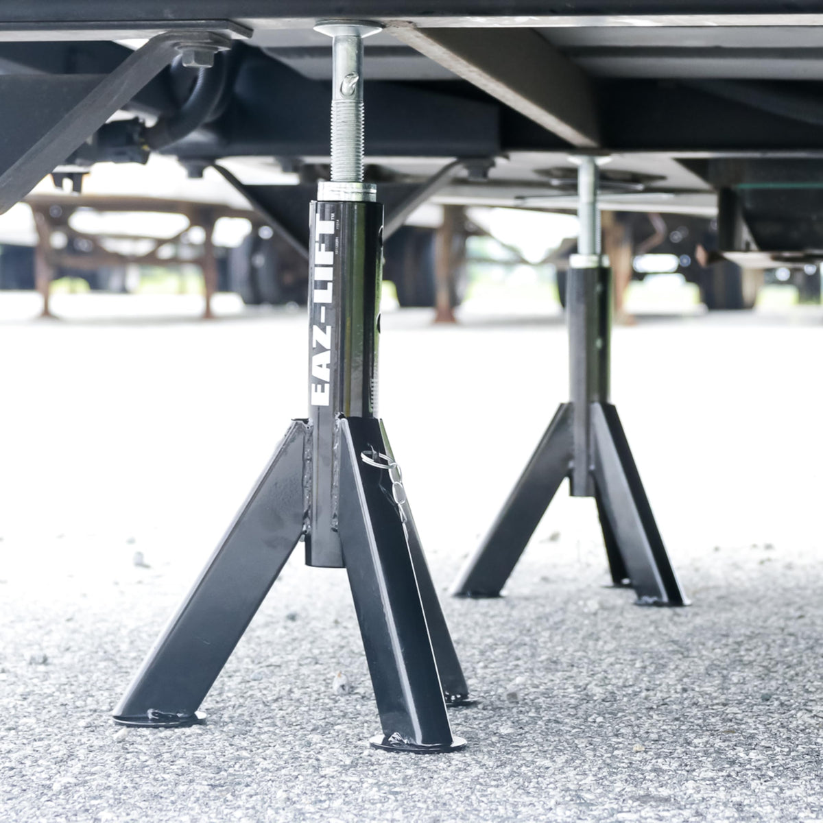 CAMCO 48860 Camco Eaz-Lift Telescopic RV Stabilizer Jack, Set of 2, 48860