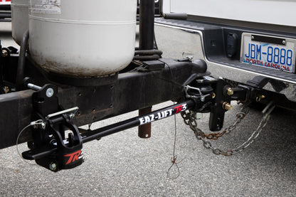 CAMCO 48901 Camco Eaz-Lift TR3 600lb Weight Distribution Hitch Kit - Features 800lb Max Tongue Weight Rating, Pre-Installed 2-5/16-inch Hitch Ball, and Adjustable Sway Control - (48901)