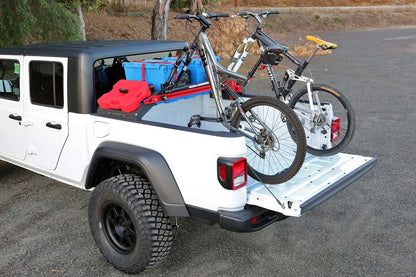 FABTECH FTS24263 Fabtech - 20-21 Jeep Gladiator 4WD Cargo Rack Bike Mount Kit (FTS24263)