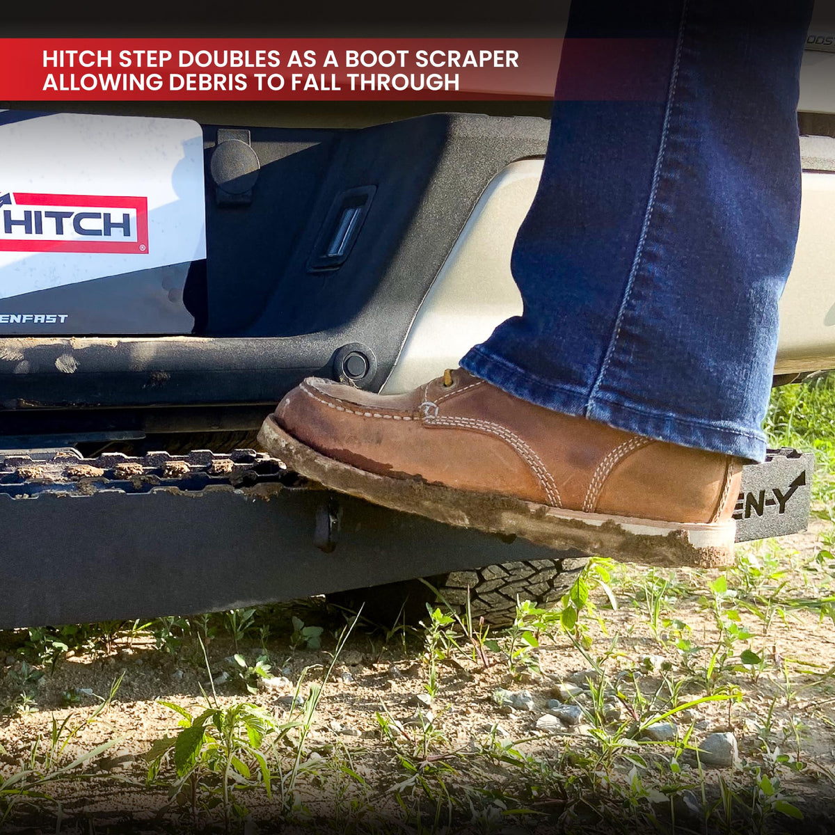 GEN-Y HITCH GH-102622 GEN-Y Hitch Extra Wide Heavy-Duty Hitch Step with Serrated Boot Scraper for 2" Receiver, 600 LB Capacity, Black