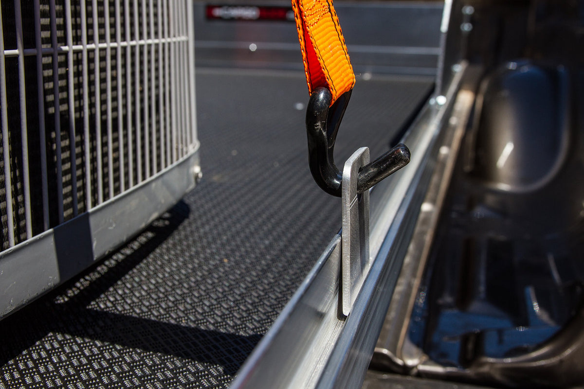 CARGOGLIDE CGCLTD-4 CargoGlide CGCLTD-4 Outside Track Sliding Tie Down Clip