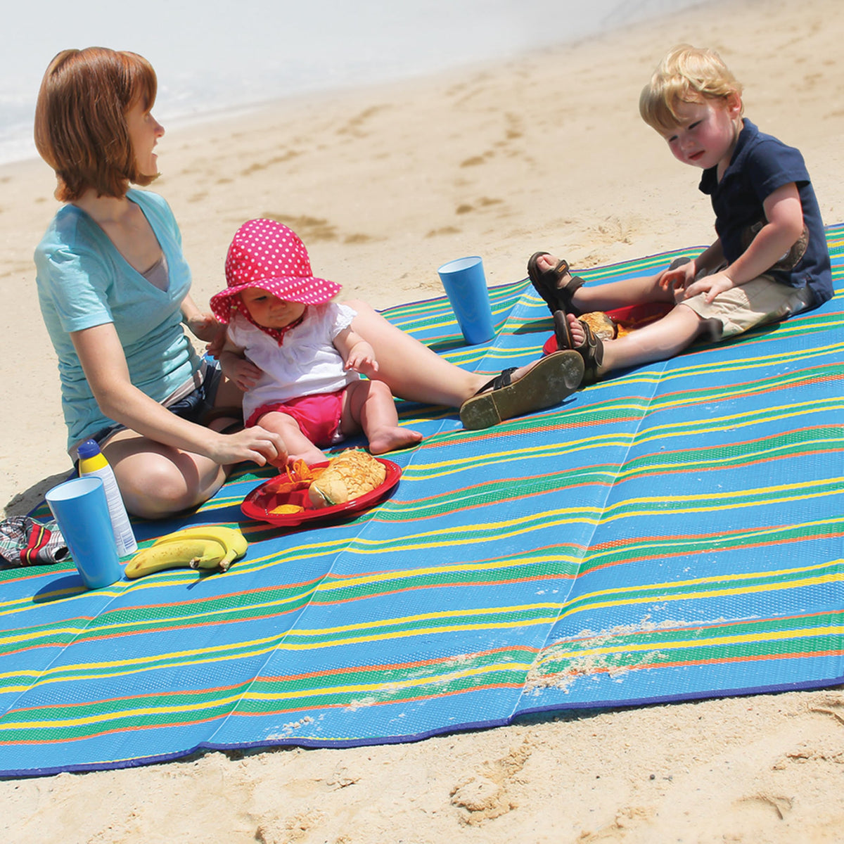 CAMCO 42805 Camco Handy Mat with Strap - Perfect for Picnics, Beaches, RV and Outings - Blue/Green - 60" x 78" (42806)