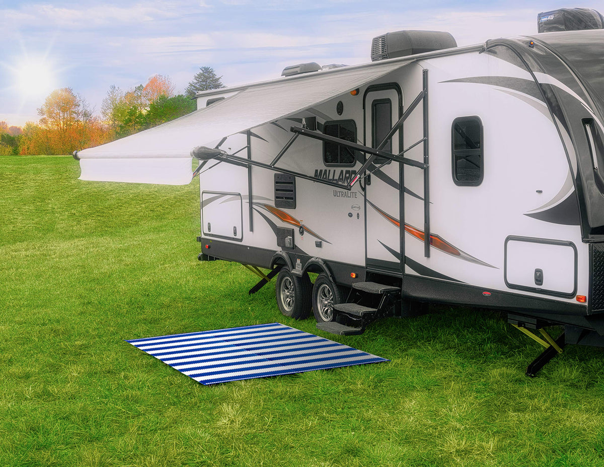 CAMCO 42871 Camco 42871 Awning Leisure Mat-Blue Stripe 6' X 9'