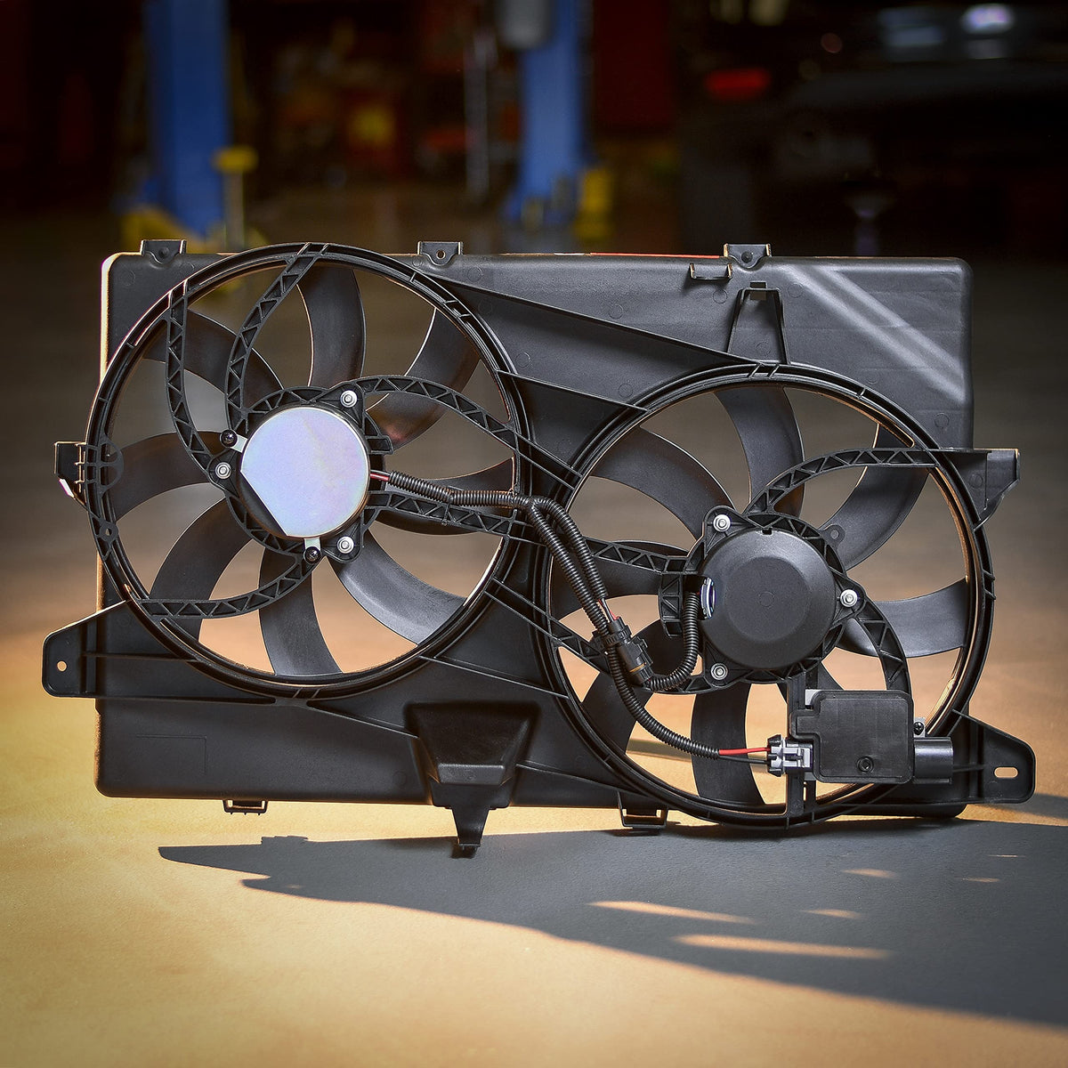 DORMAN 621-392 Dorman 621-392 Patented Dual Fan Assembly with Controller