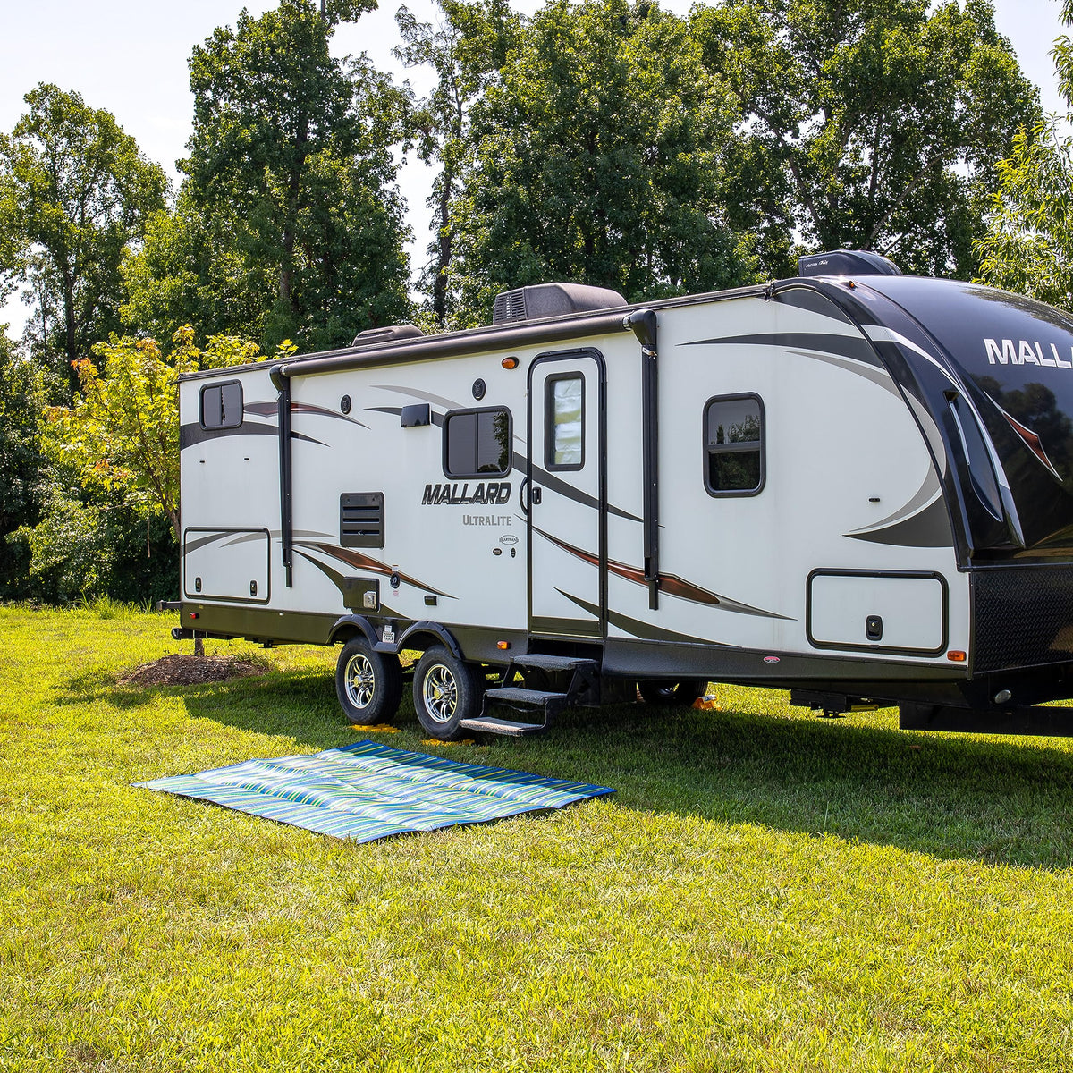 CAMCO 42814 Camco Camper/RV Handy Mat - Features Convenient Pockets & Built-in Handles for Carrying - Measures 72” x 108” & Folds to 14.5” x 18” for RV Storage and Organization - Easy to Clean Material (42814)